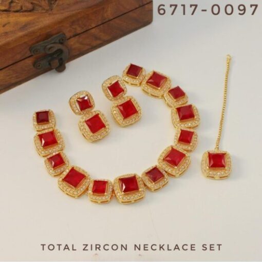 Branded Zircon Necklace For Girl's