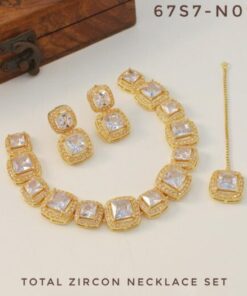 Branded Zircon Necklace For Girl's