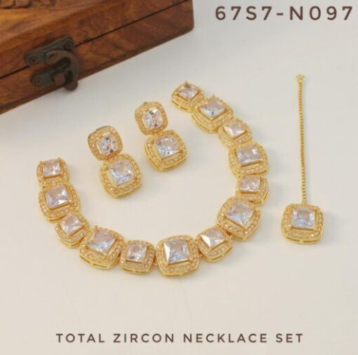 Branded Zircon Necklace For Girl's