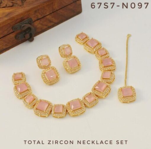 Branded Zircon Necklace For Girl's