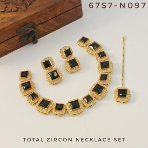 Branded Zircon Necklace For Girl's