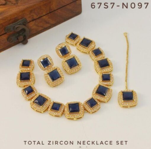 Branded Zircon Necklace For Girl's